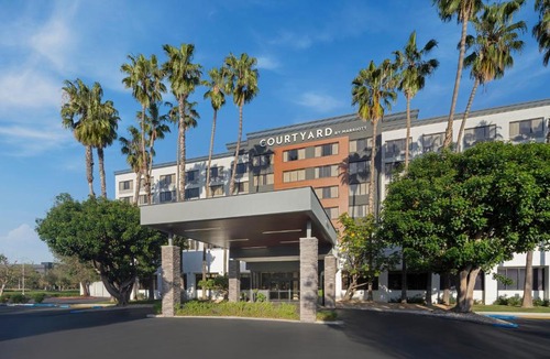 Cypress Hotel | Courtyard by Marriott Cypress Anaheim/Orange County