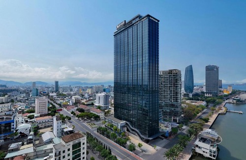 Hai Chau Hotel | Courtyard by Marriott Danang Han River