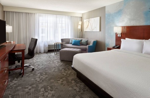 ByWard Market Hotel | Courtyard by Marriott Downtown Ottawa