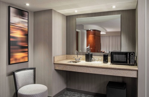 West Edmonton Hotel | Courtyard by Marriott Edmonton West