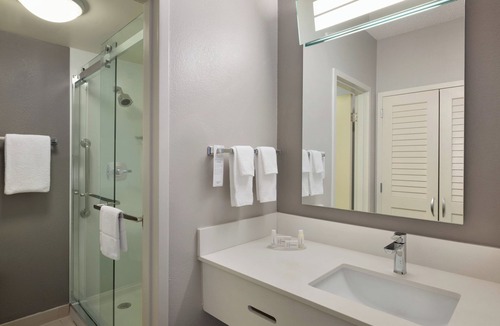 Fort Myers Hotel | Courtyard by Marriott Fort Myers Cape Coral