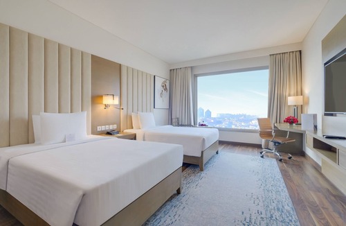 Sushant Lok Hotel | Courtyard by Marriott Gurugram Downtown