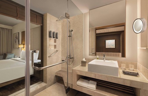 Sushant Lok Hotel | Courtyard by Marriott Gurugram Downtown