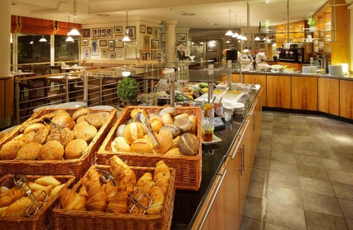 Sudstadt-Bult Hotel | Courtyard by Marriott Hannover Maschsee