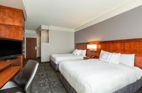 Uptown Hotel | Courtyard by Marriott Houston Galleria