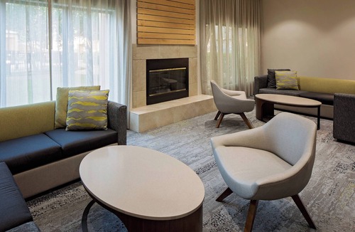 Westchase Hotel | Courtyard by Marriott Houston Westchase