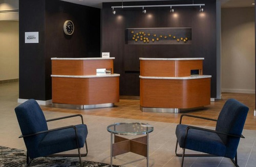 Spring Hotel | Courtyard by Marriott Houston City Place