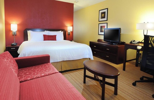 Southeast Houston Hotel | Courtyard by Marriott Houston Hobby Airport