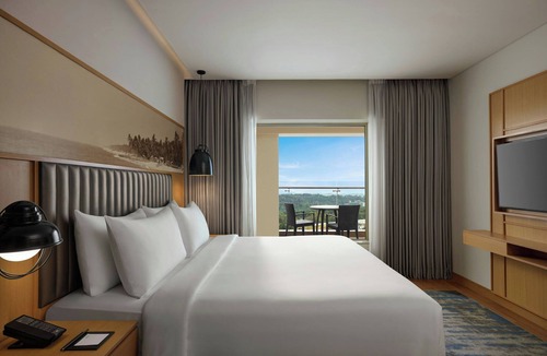 Kakkanad Hotel | Courtyard by Marriott Kochi Infopark