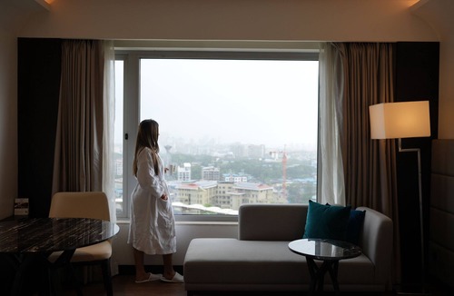 Nerul Hotel | Courtyard By Marriott Navi Mumbai