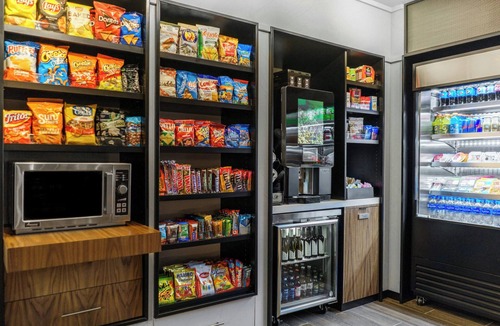 Fishers Hotel | Courtyard by Marriott Indianapolis Fishers