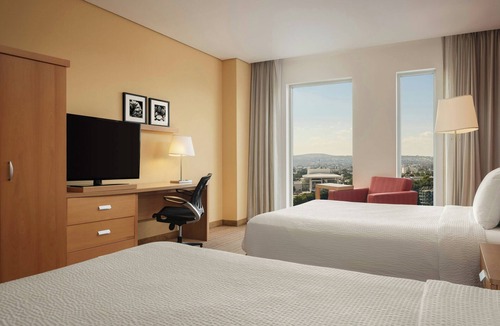 Leon Hotel | Courtyard by Marriott Leon at the Poliforum