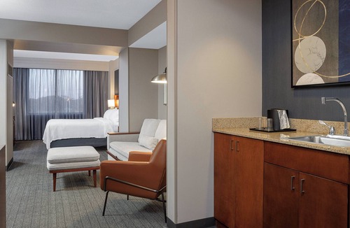 Ronkonkoma Hotel | Courtyard by Marriott Long Island MacArthur Airport