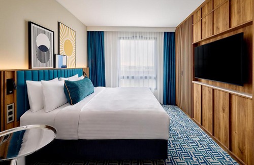 Genas Hotel | Courtyard by Marriott Lyon Eurexpo Stadium
