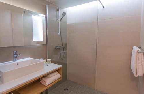 Aiguerelles Hotel | Courtyard by Marriott Montpellier