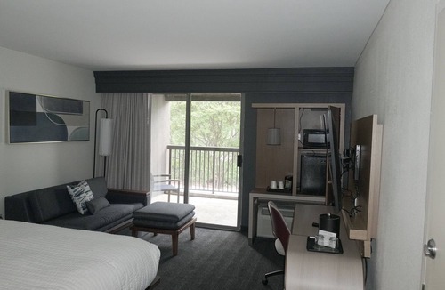 Ellendale Hotel | Courtyard by Marriott Memphis East/Bill Morris Parkway