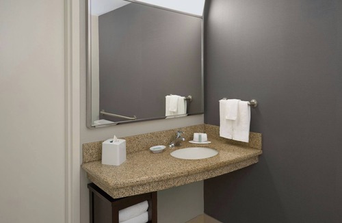 Homestead Hotel | Courtyard by Marriott Miami Homestead