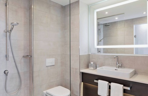 Munchen District Hotel | Courtyard by Marriott Munich Garching