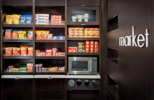 Elizabeth Hotel | Courtyard by Marriott Newark Elizabeth