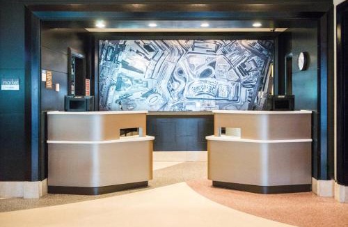 Queens Hotel | Courtyard by Marriott New York JFK Airport