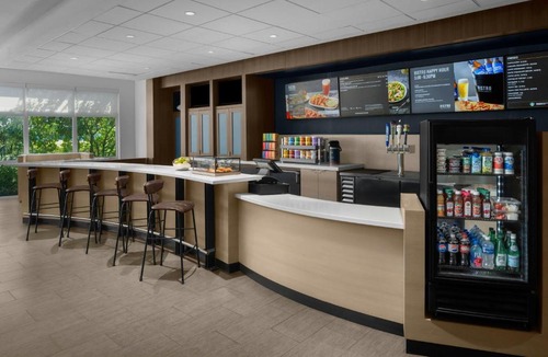 Orlando Hotel | Courtyard by Marriott Orlando South/Grande Lakes Area