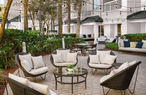 Central Business District Hotel | Courtyard by Marriott Orlando Downtown