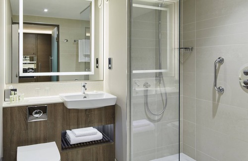 Milton Hotel | Courtyard by Marriott Oxford South