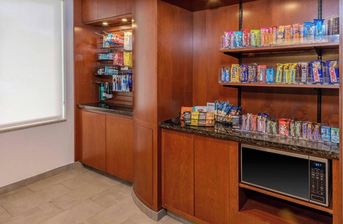 Grapeville Hotel | Courtyard by Marriott Pittsburgh Greensburg