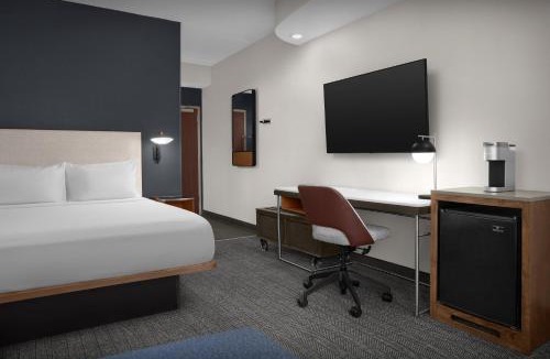 Downtown Hotel | Courtyard by Marriott Pensacola Downtown