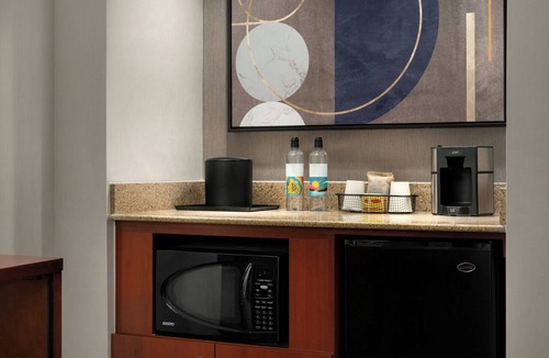 Greenway Hotel | Courtyard by Marriott Portland Beaverton
