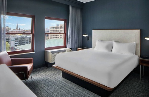 Downtown Hotel | Courtyard by Marriott Providence Downtown