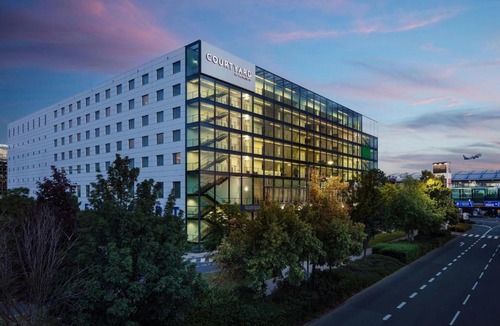 Prague 6 Hotel | Courtyard by Marriott Prague Airport