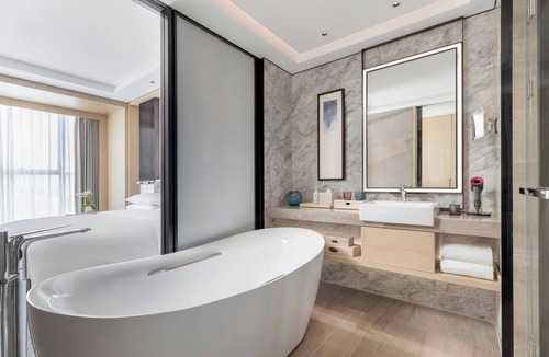 Haifeng County Hotel | Courtyard By Marriott Shanwei Haifeng