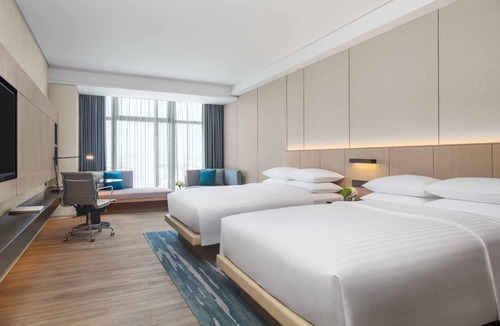 Lougang Hotel | Courtyard by Marriott Shenzhen Bao'an