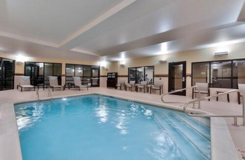 Chesterfield Hotel | Courtyard by Marriott St Louis Chesterfield