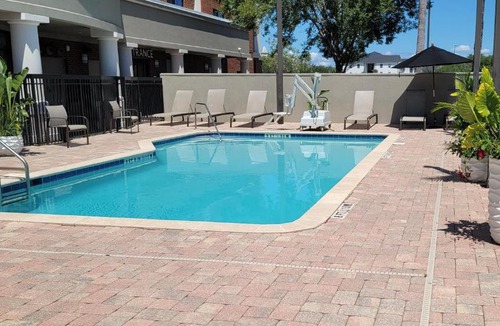 Arlington Hotel | Courtyard by Marriott Jacksonville I-295/East Beltway