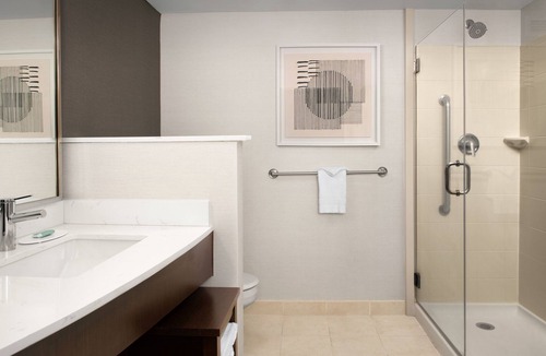 Southside Hotel | Courtyard by Marriott Jacksonville Flagler Center