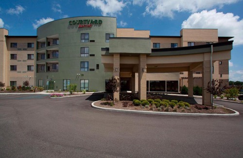 Noblesville Hotel | Courtyard by Marriott Indianapolis Noblesville