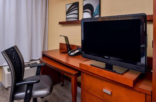 Hesperia Hotel | Courtyard by Marriott Victorville Hesperia
