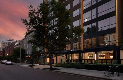 Dupont Circle Hotel | Courtyard by Marriott Washington, DC Dupont Circle