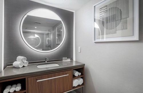 Dupont Circle Hotel | Courtyard by Marriott Washington, DC Dupont Circle