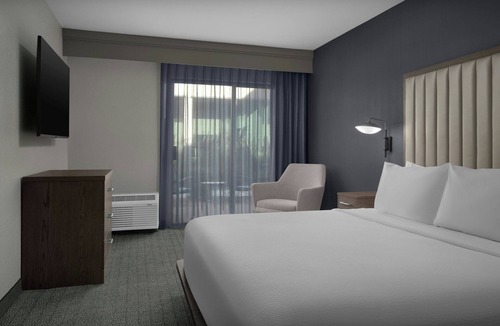 Brazos Hotel | Courtyard by Marriott Waco