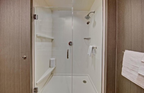 Westbury Hotel | Courtyard by Marriott Westbury Long Island