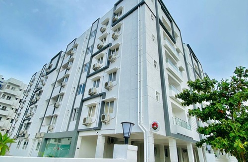 Suluru Apartment | Courtyard By Yuhi