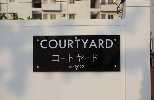 Suluru Apartment | Courtyard By Yuhi