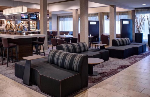 Clive Hotel | Courtyard Des Moines West/Clive