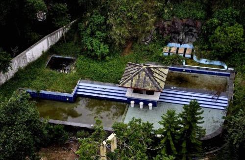 Baguio Apartment | Courtyard Getaway
