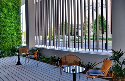 Greater Johannesburg Metropolitan Area Hotel | Courtyard Hotel Waterfall City