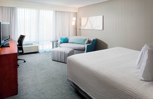 Houma Hotel | Courtyard Houma