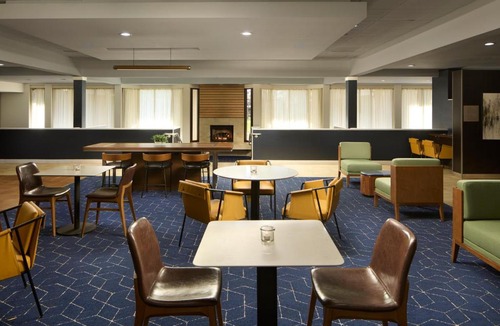 Lakeview Hotel | Courtyard Manassas Battlefield Park